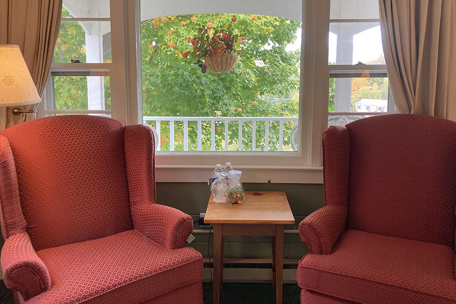 Evergreen Room sitting area