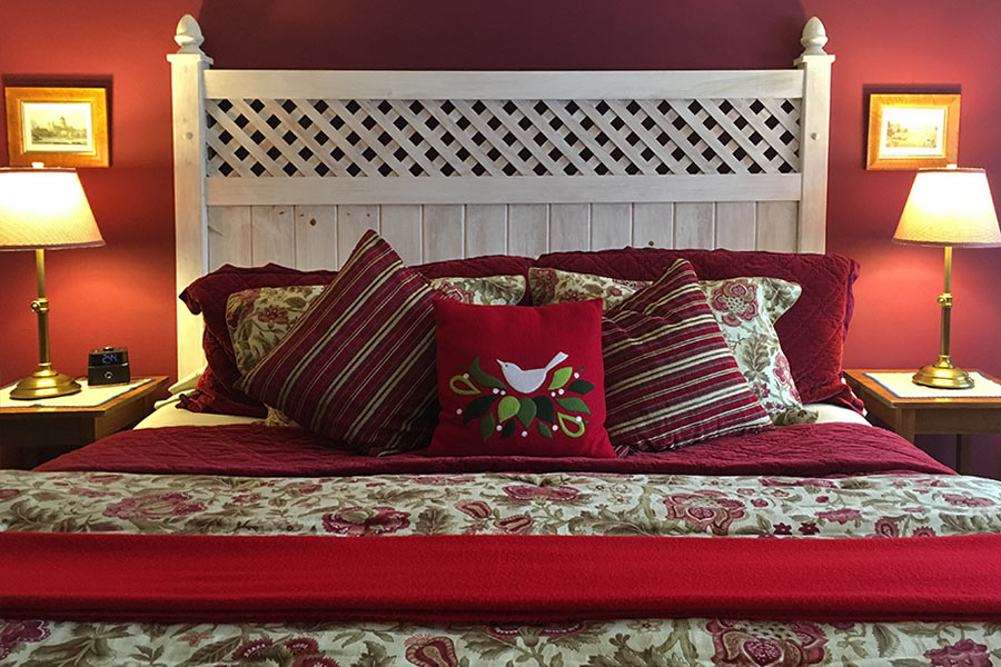 Garden Suite Bed