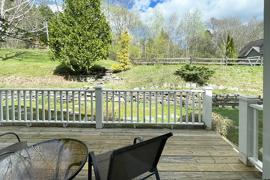 Orchid room porch