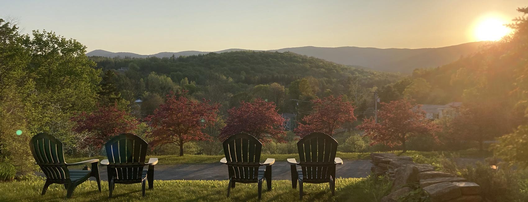 Sunny top with chairs